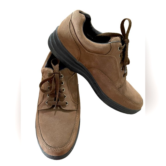 Thom McAn | Shoes | Thom Mcan 844 Brown Suede Lace Up Mens Oxfords Box ...
